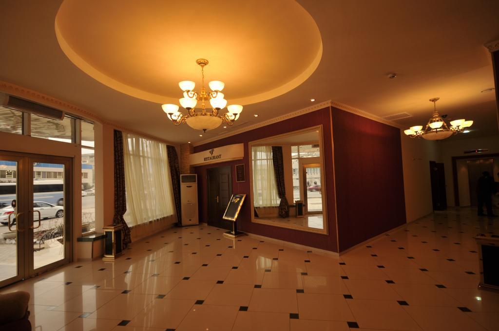 Golden Palace Hotel Aktau Exterior foto